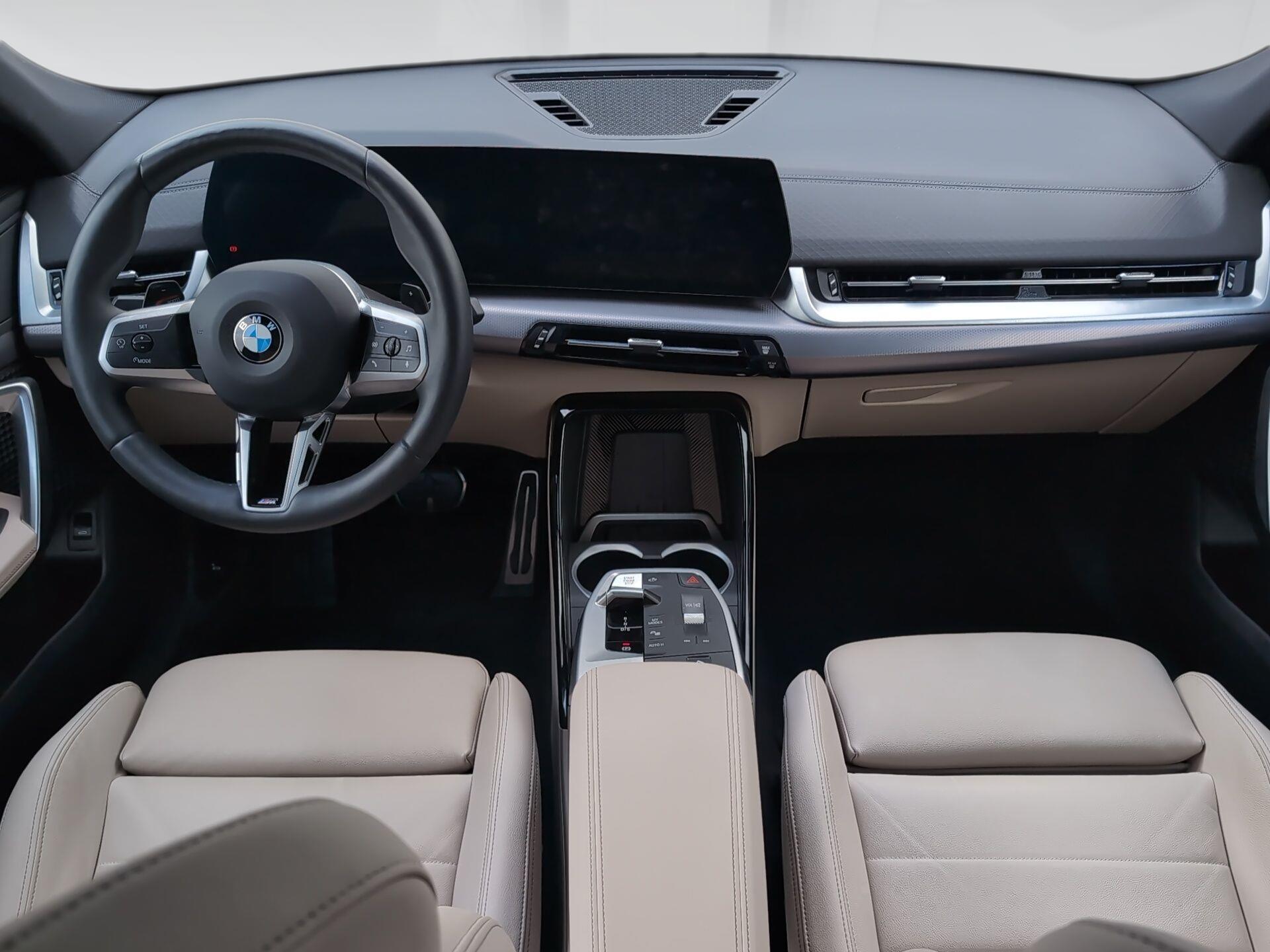 BMW X2 xDrive20d color Negro. Año 2025. 120KW(163CV). Diésel. En concesionario Automotor Premium Viso - Málaga de Málaga