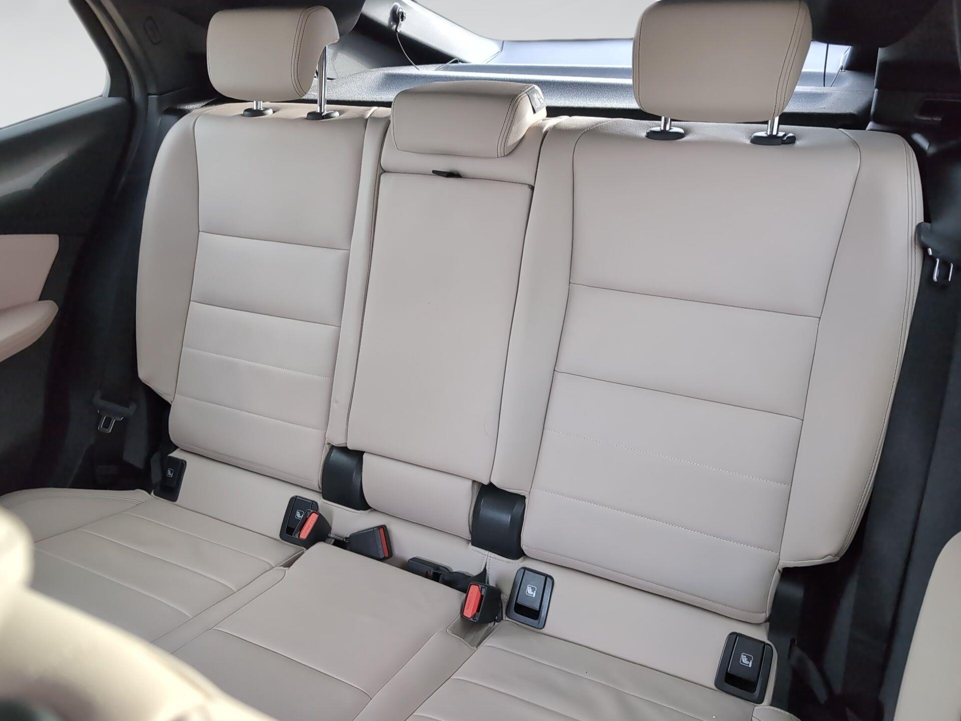 BMW X2 xDrive20d color Negro. Año 2025. 120KW(163CV). Diésel. En concesionario Automotor Premium Viso - Málaga de Málaga