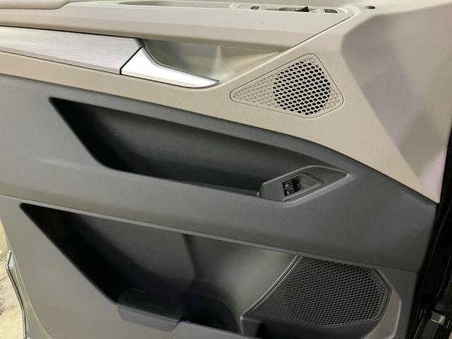 Volkswagen Multivan Life Batalla Corta 1.5 eHybrid 4Motion 180 kW (245 CV) DSG