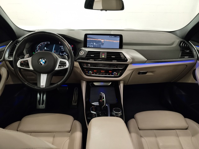 BMW X4 xDrive20d color Gris. Año 2021. 140KW(190CV). Diésel. En concesionario Autoberón de La Rioja