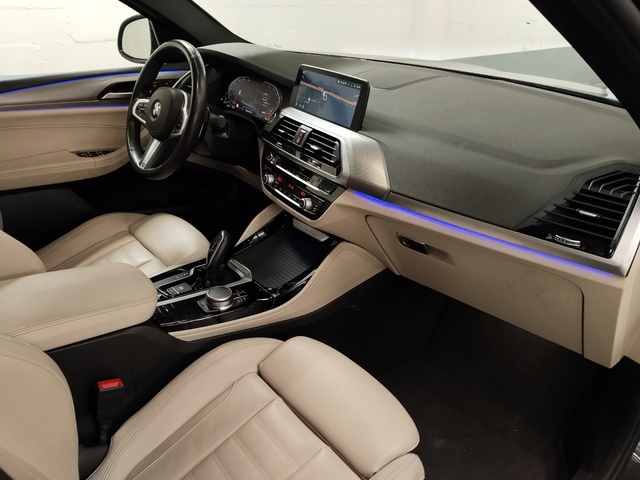 BMW X4 xDrive20d color Gris. Año 2021. 140KW(190CV). Diésel. En concesionario Autoberón de La Rioja