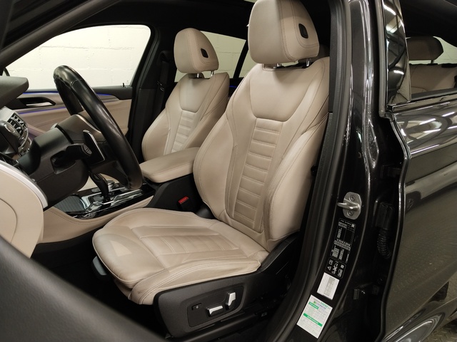 BMW X4 xDrive20d color Gris. Año 2021. 140KW(190CV). Diésel. En concesionario Autoberón de La Rioja