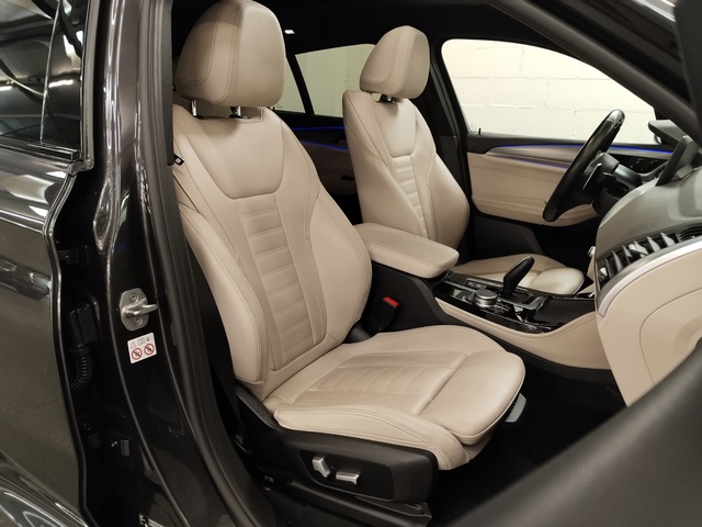 BMW X4 xDrive20d color Gris. Año 2021. 140KW(190CV). Diésel. En concesionario Autoberón de La Rioja