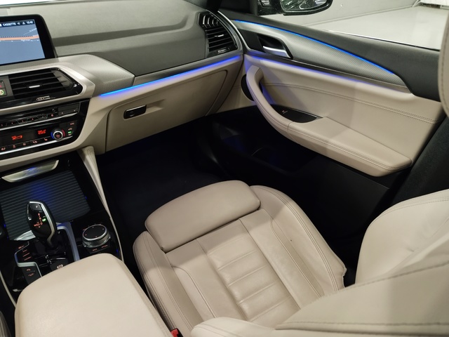 BMW X4 xDrive20d color Gris. Año 2021. 140KW(190CV). Diésel. En concesionario Autoberón de La Rioja