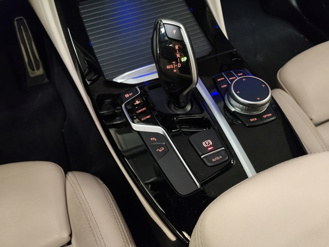 BMW X4 xDrive20d color Gris. Año 2021. 140KW(190CV). Diésel. En concesionario Autoberón de La Rioja