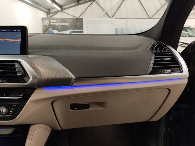 BMW X4 xDrive20d color Gris. Año 2021. 140KW(190CV). Diésel. En concesionario Autoberón de La Rioja