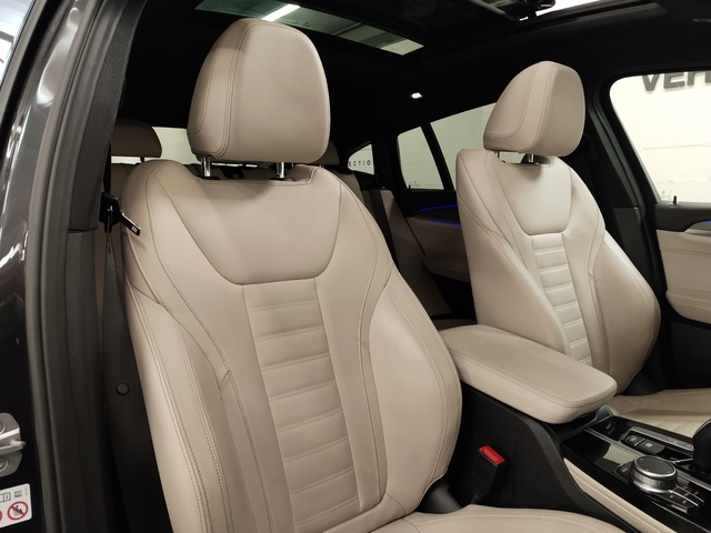 BMW X4 xDrive20d color Gris. Año 2021. 140KW(190CV). Diésel. En concesionario Autoberón de La Rioja