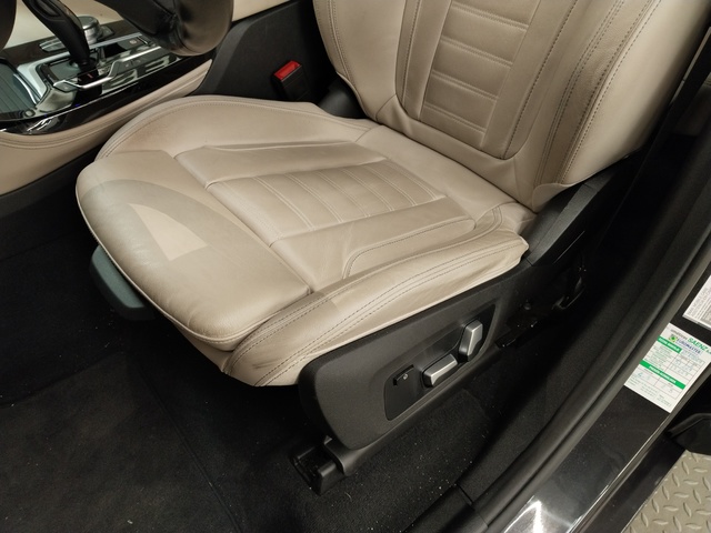 BMW X4 xDrive20d color Gris. Año 2021. 140KW(190CV). Diésel. En concesionario Autoberón de La Rioja