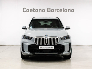 Fotos de BMW X5 xDrive30d color Gris. Año 2025. 219KW(298CV). Diésel. En concesionario Barcelona Premium -- GRAN VIA de Barcelona