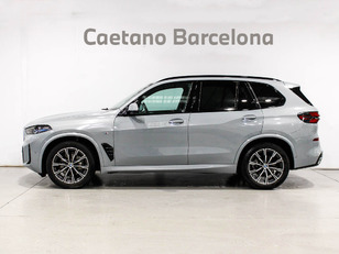 Fotos de BMW X5 xDrive30d color Gris. Año 2025. 219KW(298CV). Diésel. En concesionario Barcelona Premium -- GRAN VIA de Barcelona