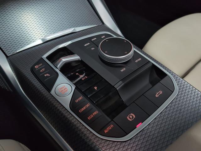 fotoG 12 del BMW Serie 4 420d Cabrio 140 kW (190 CV) 190cv Diésel del 2025 en Málaga