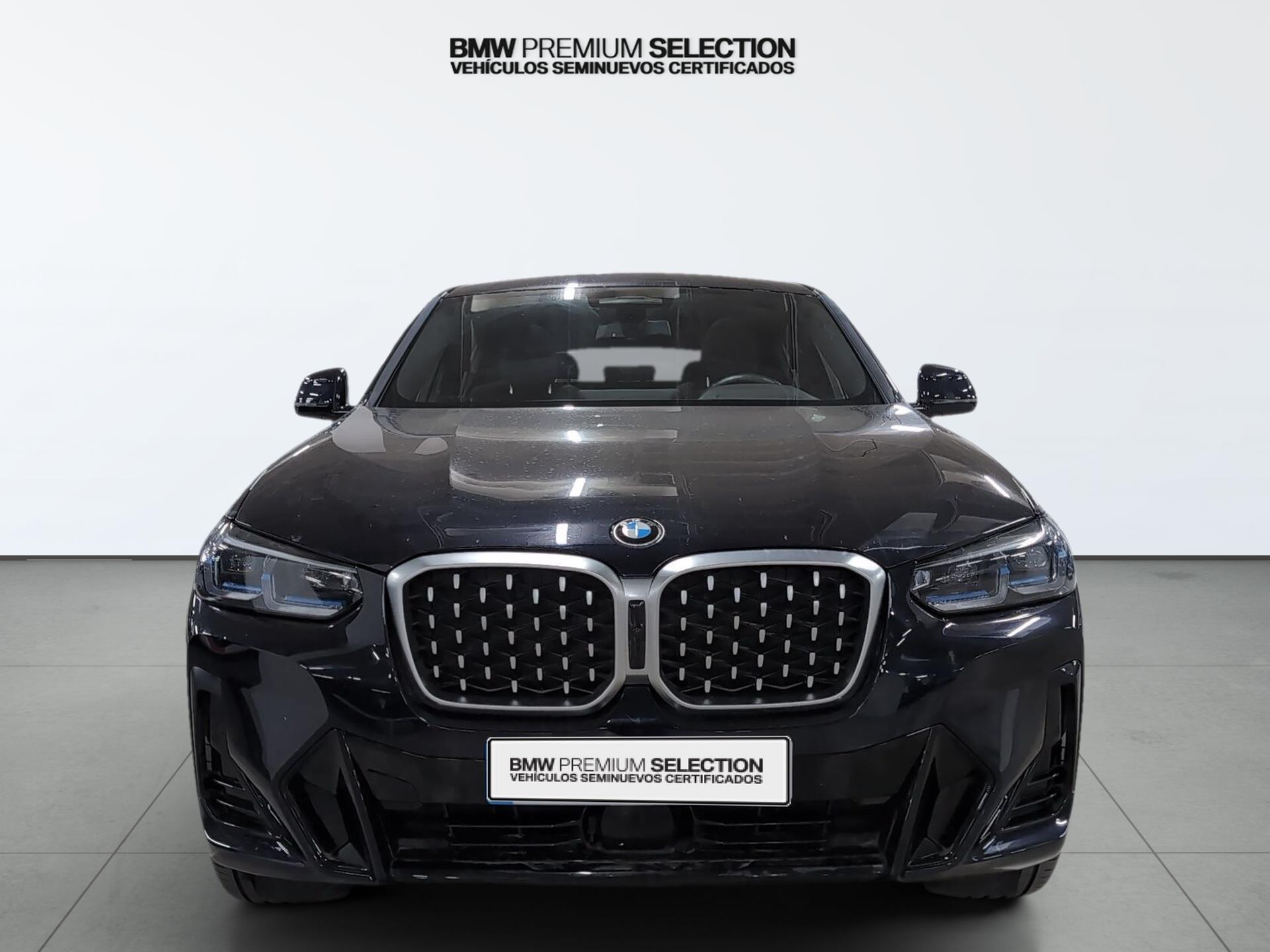 BMW X4 xDrive30d color Negro. Año 2025. 210KW(286CV). Diésel. En concesionario Automotor Premium Viso - Málaga de Málaga