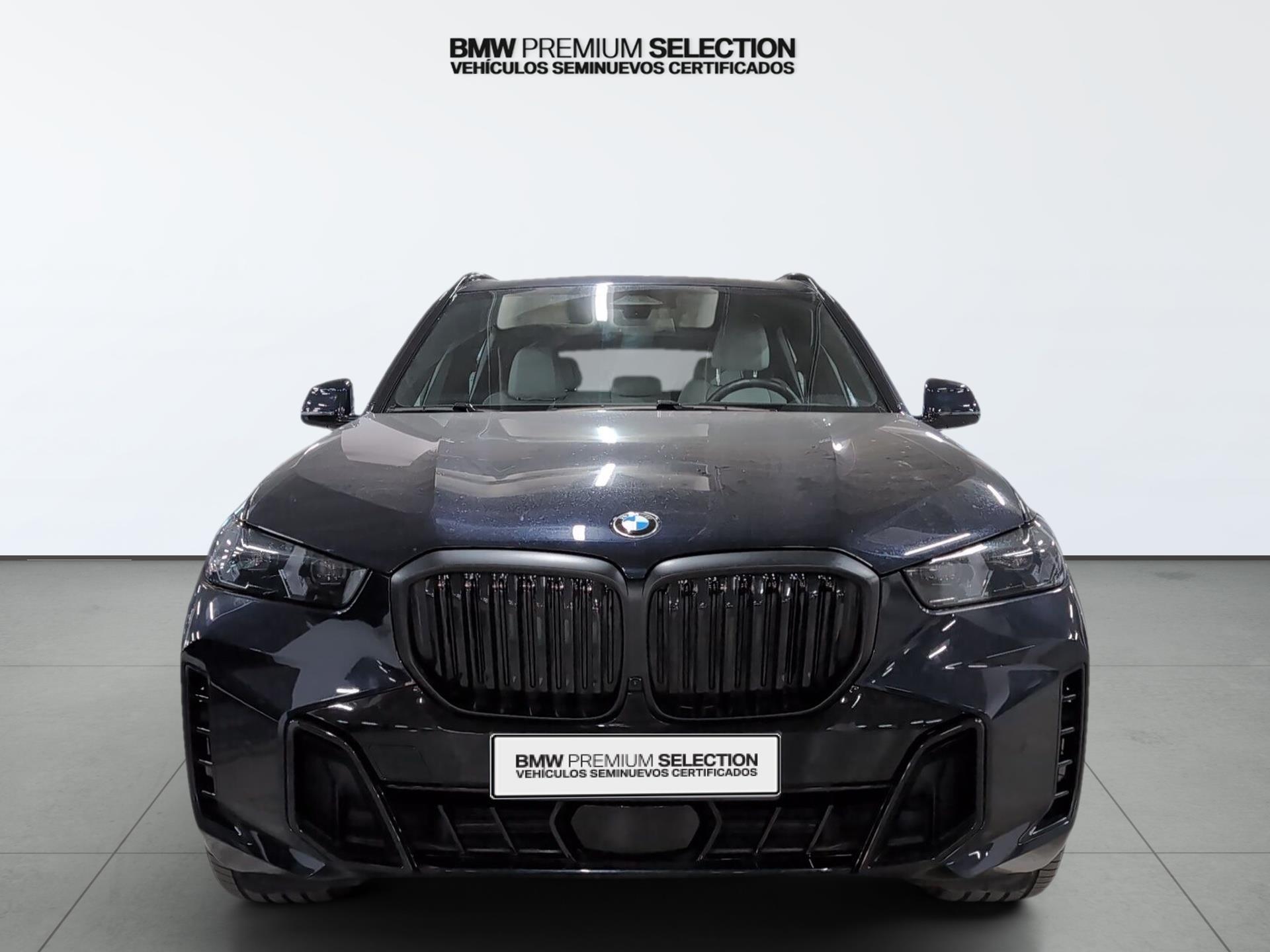 BMW X5 xDrive40d color Negro. Año 2025. 259KW(352CV). Diésel. En concesionario Automotor Premium Velázquez - Málaga de Málaga