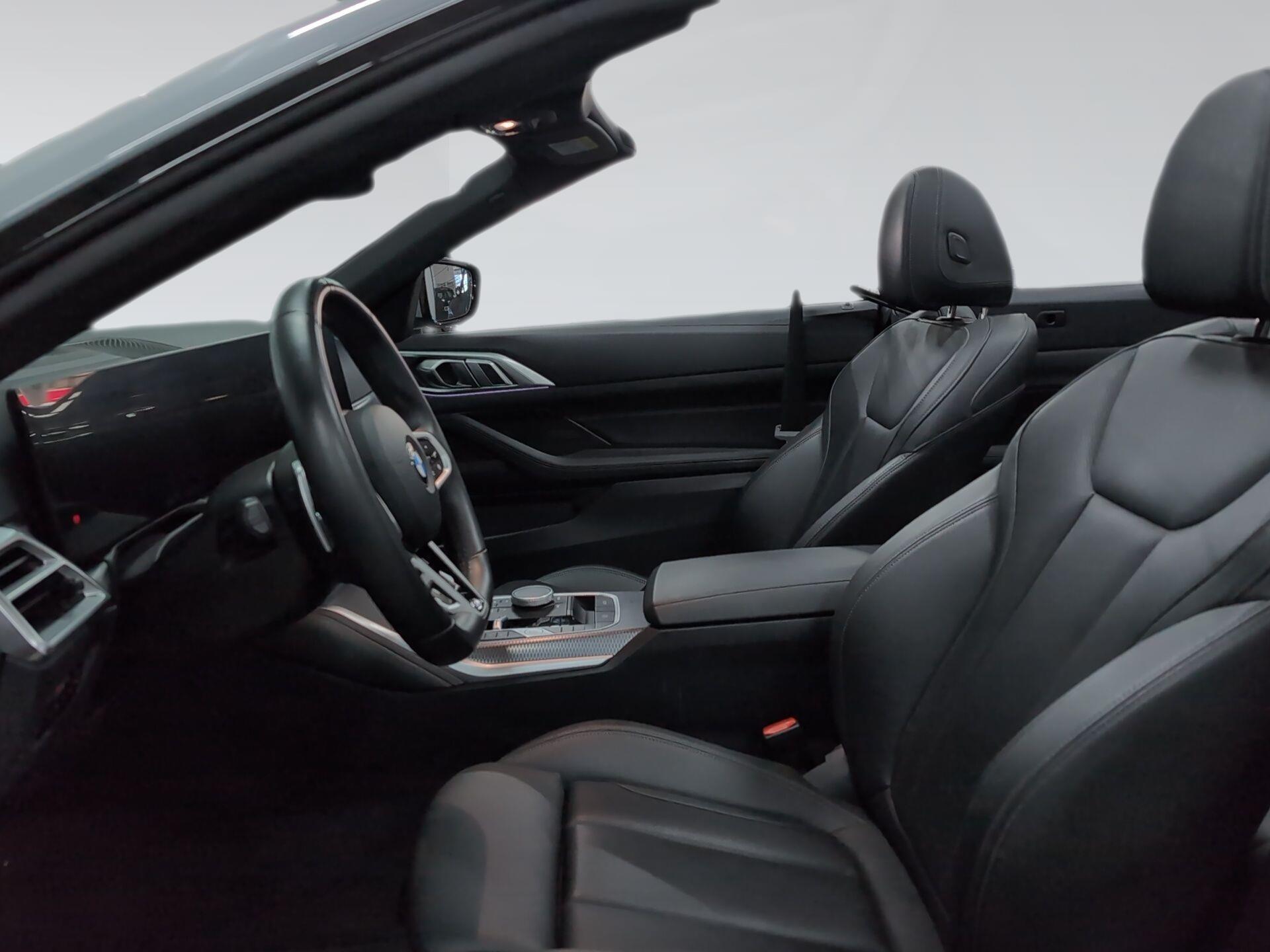 BMW Serie 4 420d Cabrio color Gris. Año 2025. 140KW(190CV). Diésel. En concesionario Automotor Premium Viso - Málaga de Málaga