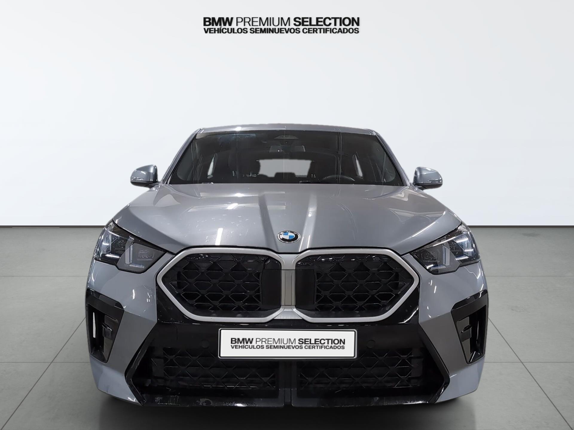 BMW X2 sDrive18d color Gris. Año 2025. 110KW(150CV). Diésel. En concesionario Automotor Premium Viso - Málaga de Málaga