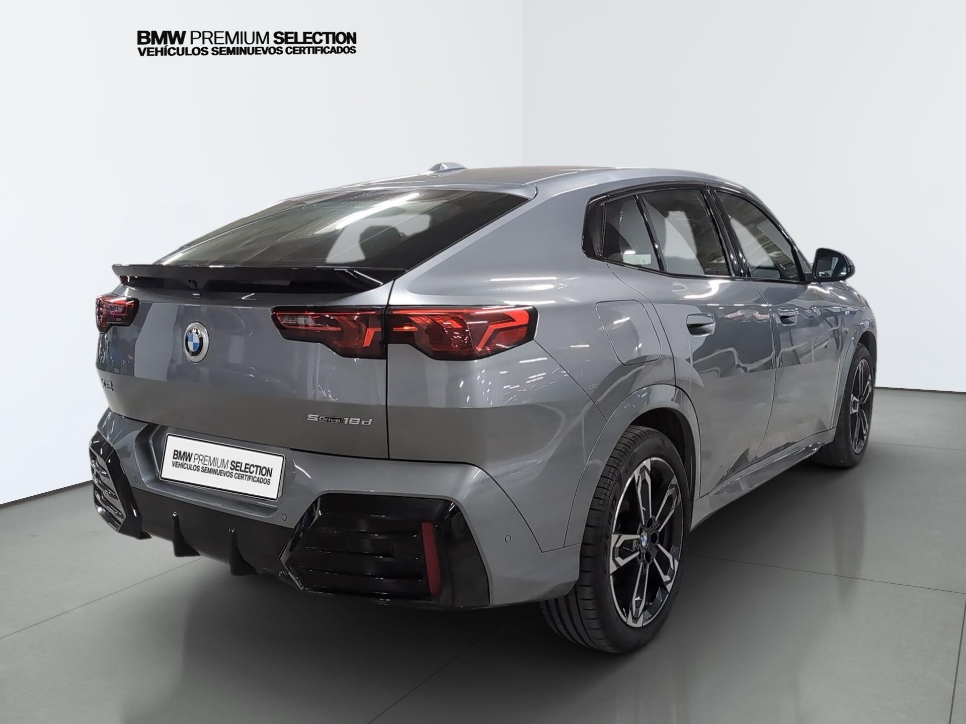 BMW X2 sDrive18d color Gris. Año 2025. 110KW(150CV). Diésel. En concesionario Automotor Premium Viso - Málaga de Málaga