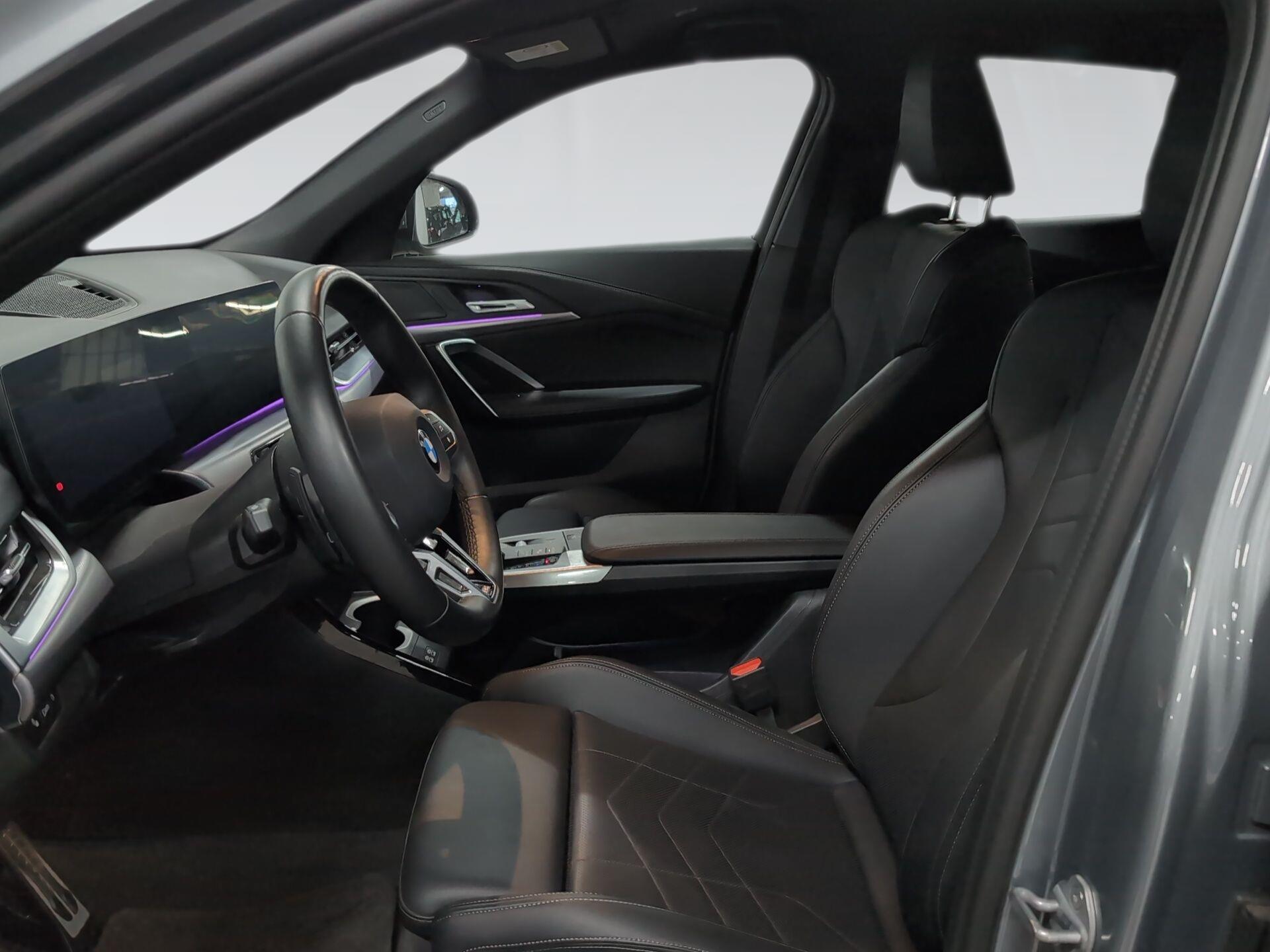 BMW X2 sDrive18d color Gris. Año 2025. 110KW(150CV). Diésel. En concesionario Automotor Premium Viso - Málaga de Málaga