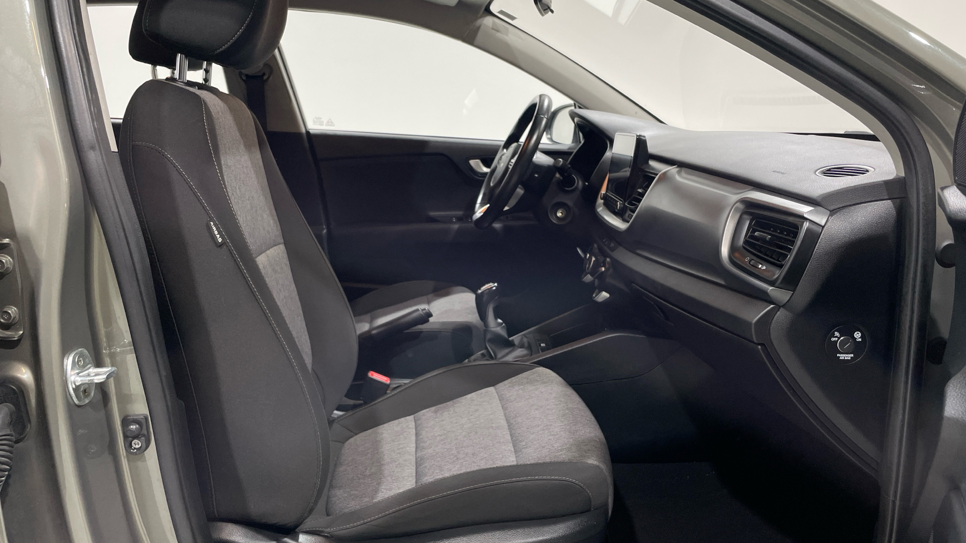 Kia Stonic 1.0 T-GDi MHEV en Barcelona