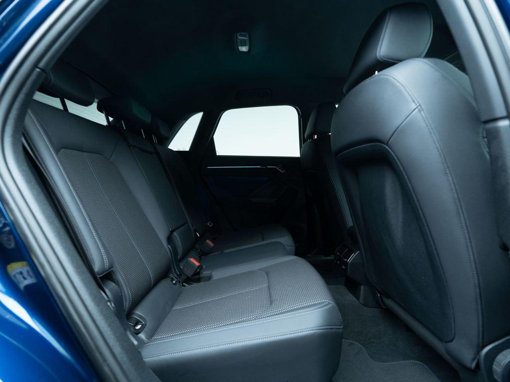 Black line 35 TFSI 110 kW (150 CV) S tronic