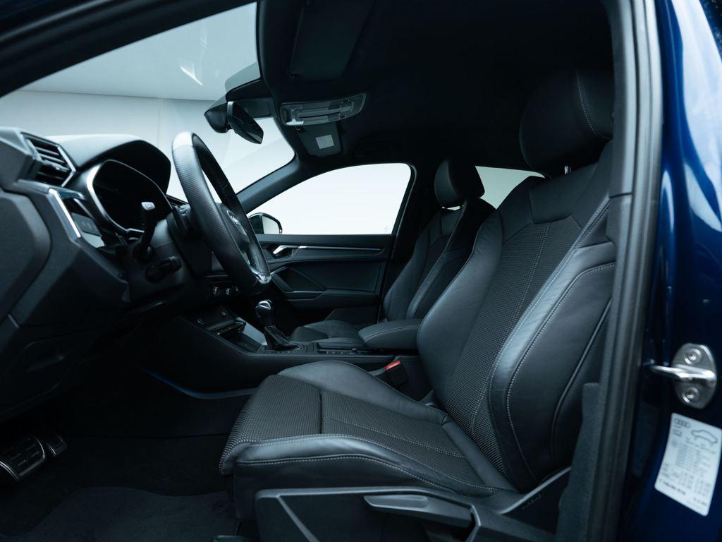 Black line 35 TFSI 110 kW (150 CV) S tronic