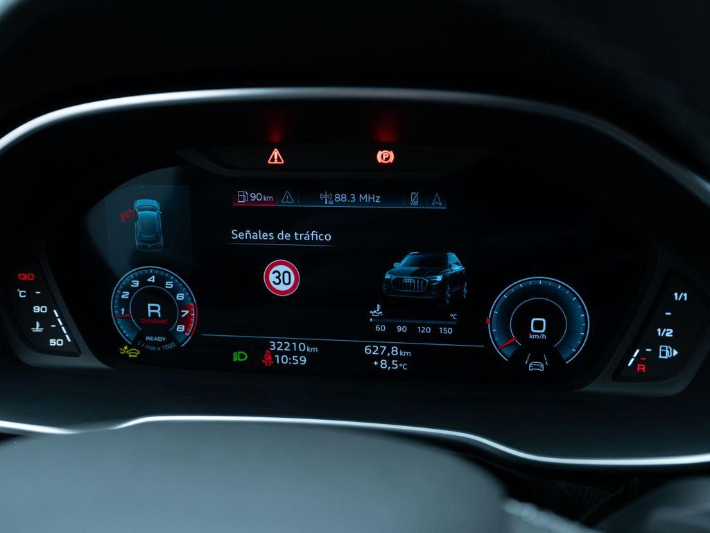 Black line 35 TFSI 110 kW (150 CV) S tronic