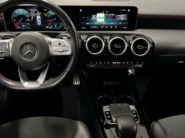 Mercedes-Benz Clase A 180 100 kW (136 CV)