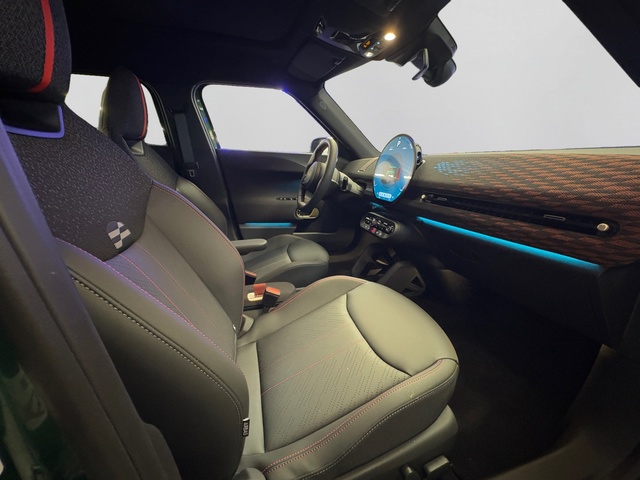 fotoG 7 del MINI MINI Aceman SE 160 kW (218 CV) 218cv Eléctrico del 2025 en Valladolid