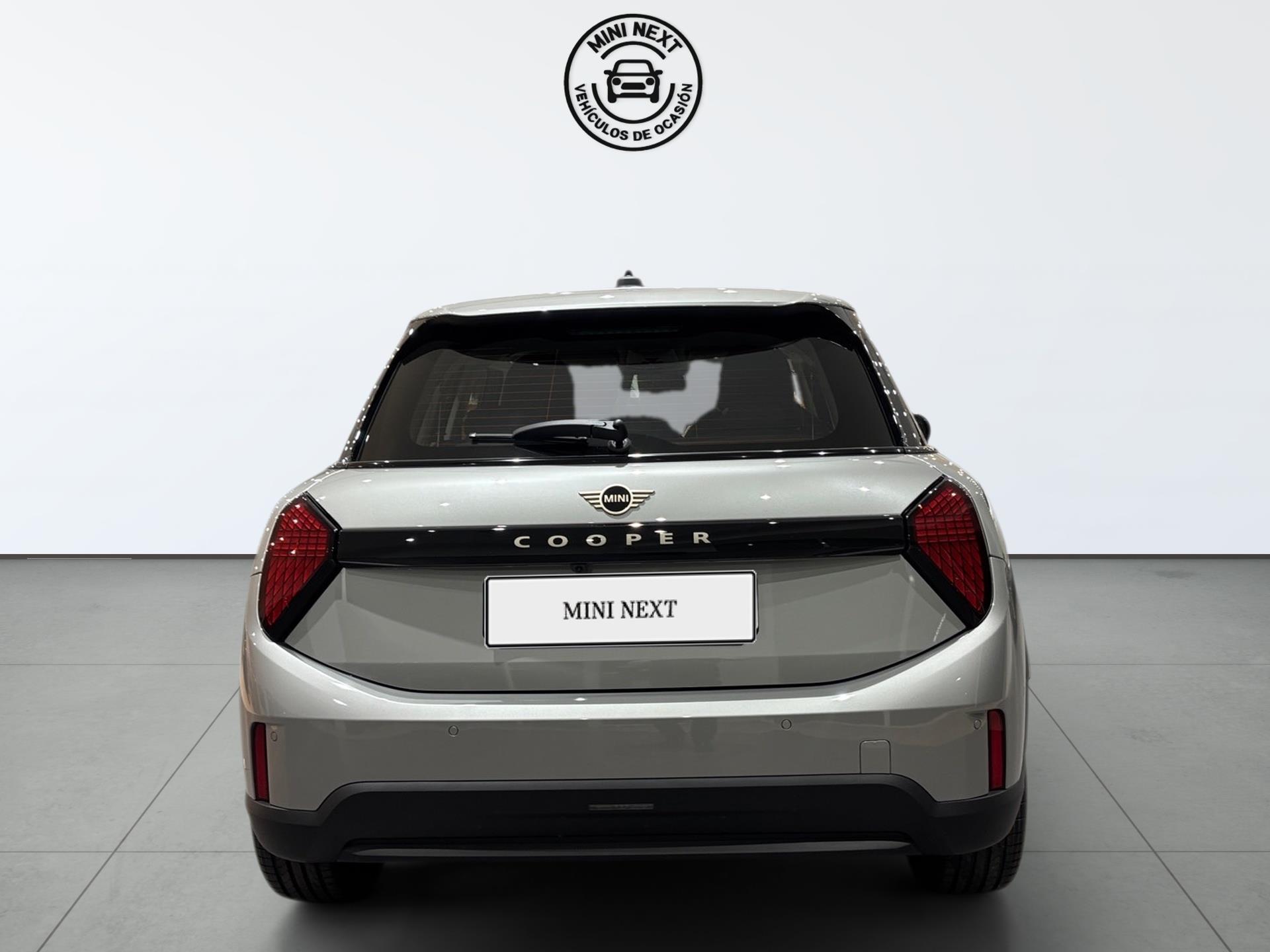 fotoG 4 del MINI MINI Cooper 5 Puertas C 115 kW (156 CV) 156cv Gasolina del 2025 en Almería