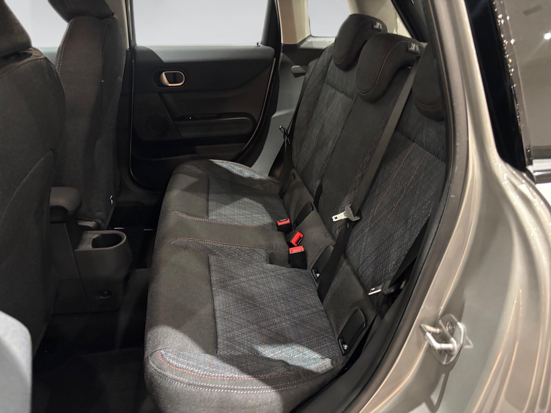 fotoG 8 del MINI MINI Cooper 5 Puertas C 115 kW (156 CV) 156cv Gasolina del 2025 en Almería