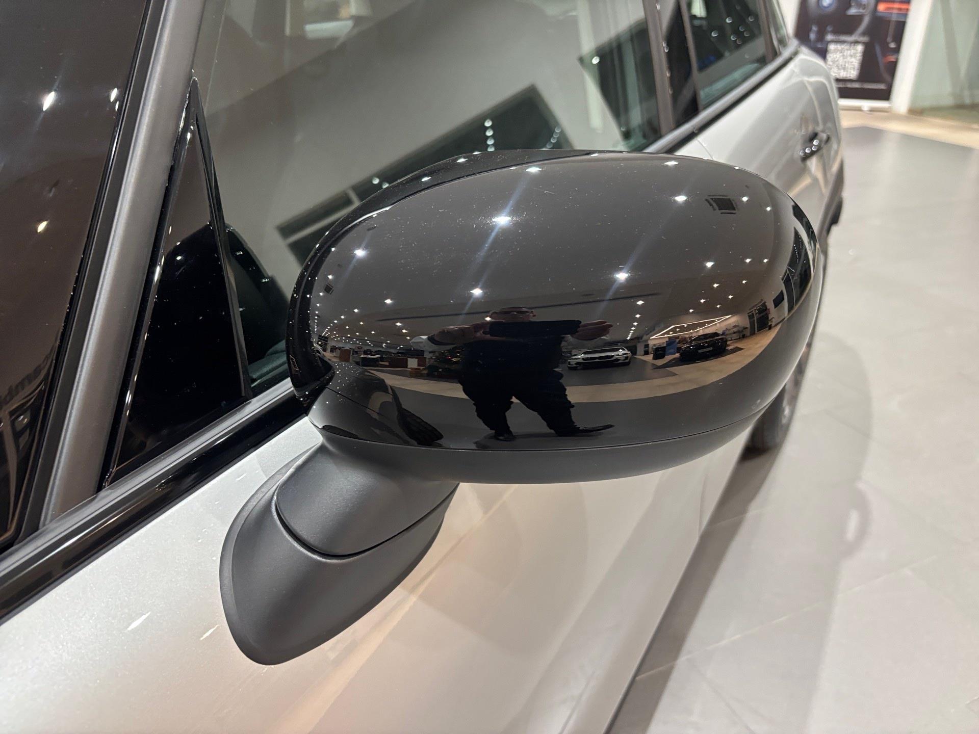 fotoG 28 del MINI MINI Cooper 5 Puertas C 115 kW (156 CV) 156cv Gasolina del 2025 en Almería