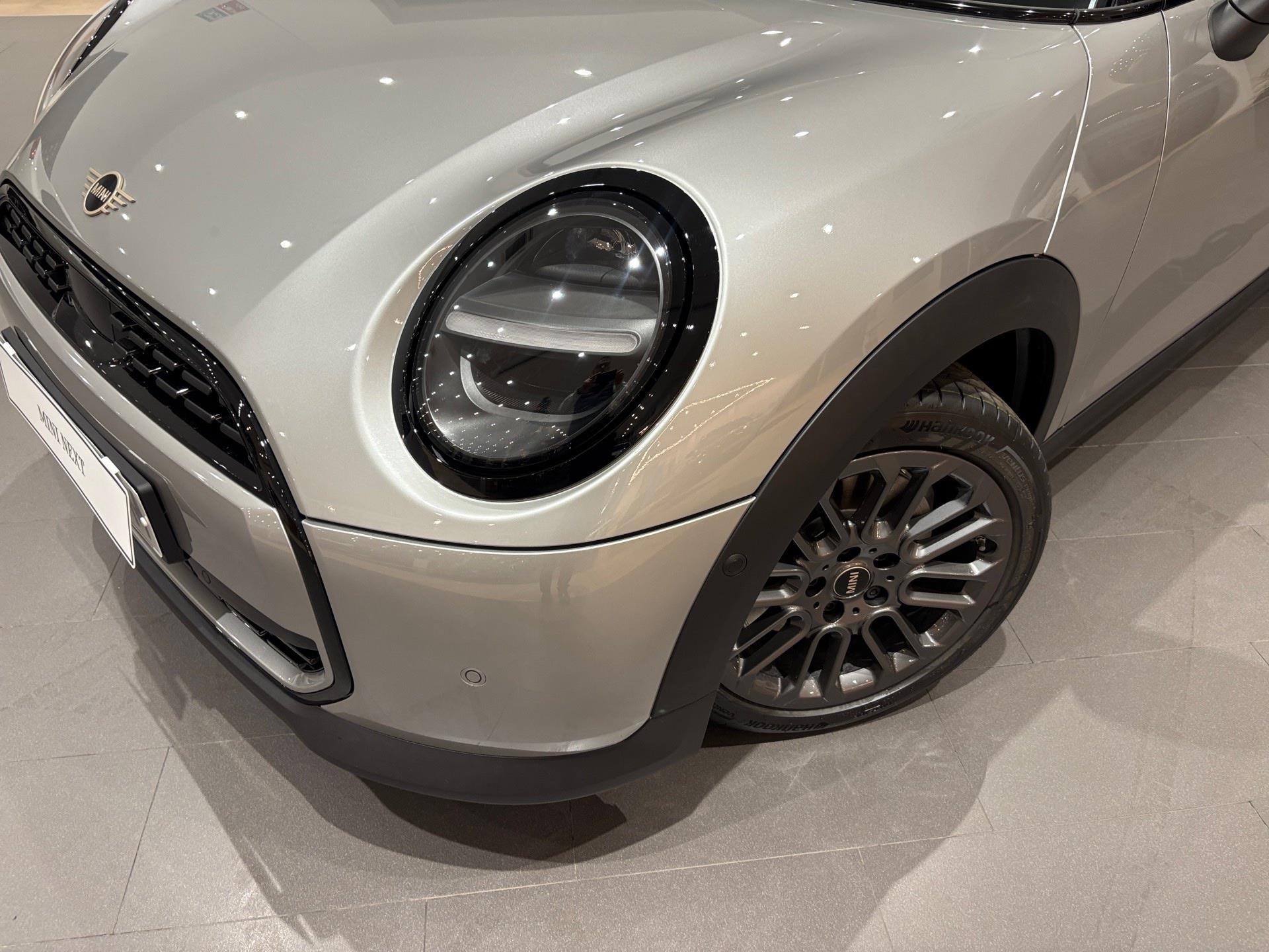 fotoG 31 del MINI MINI Cooper 5 Puertas C 115 kW (156 CV) 156cv Gasolina del 2025 en Almería