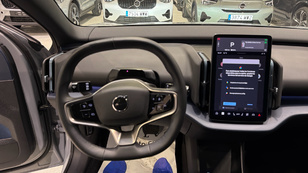 Volvo EX30 Ultra Ocasión 200 KW (272CV) - 9