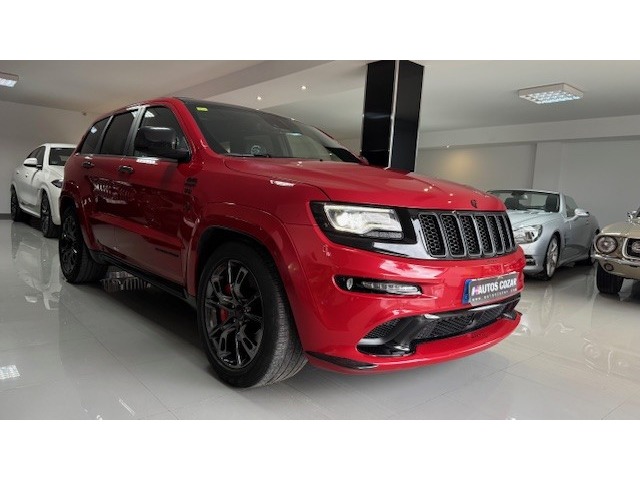 Jeep Grand Cherokee 6.4 V8 Hemi SRT 344 kW (468 CV)