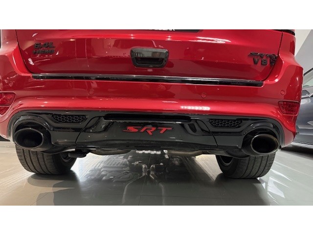 Jeep Grand Cherokee 6.4 V8 Hemi SRT 344 kW (468 CV)