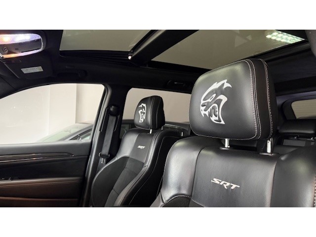 Jeep Grand Cherokee 6.4 V8 Hemi SRT 344 kW (468 CV)