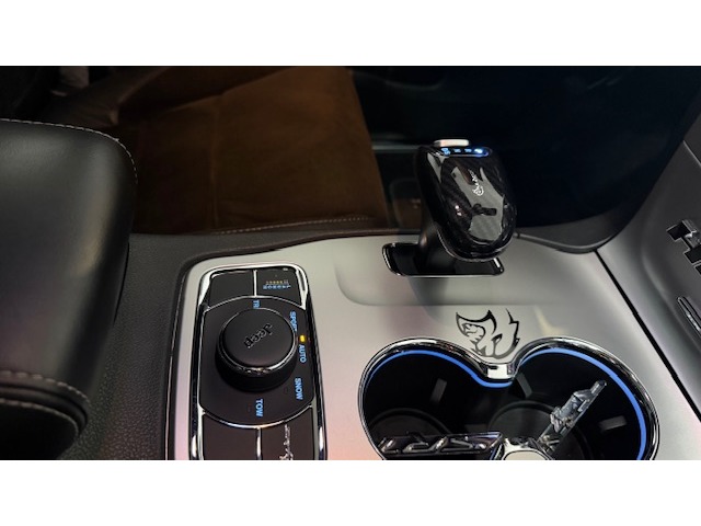 Jeep Grand Cherokee 6.4 V8 Hemi SRT 344 kW (468 CV)