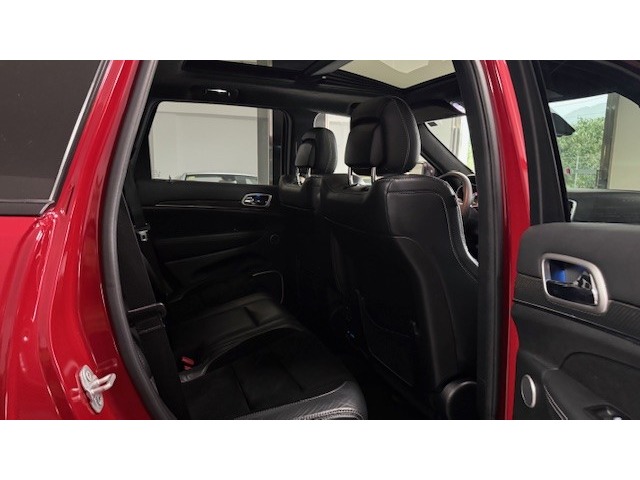 Jeep Grand Cherokee 6.4 V8 Hemi SRT 344 kW (468 CV)