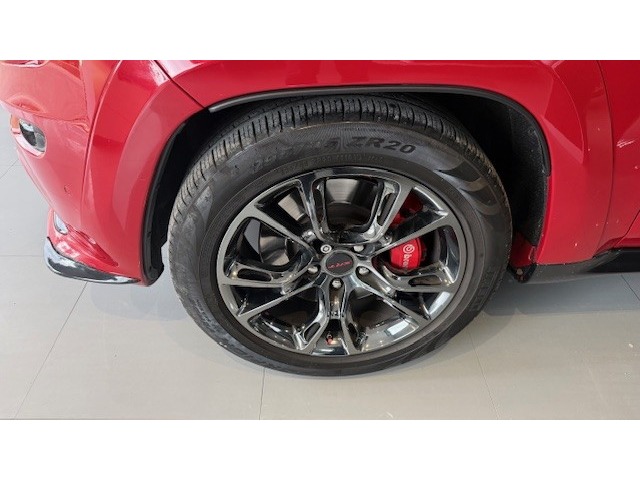 Jeep Grand Cherokee 6.4 V8 Hemi SRT 344 kW (468 CV)