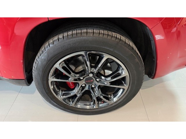 Jeep Grand Cherokee 6.4 V8 Hemi SRT 344 kW (468 CV)