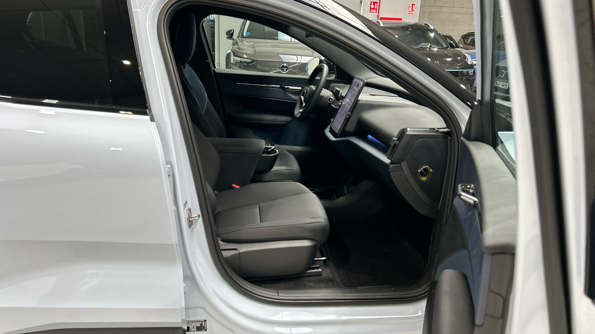 Volvo EX30 segunda mano 93202977 - 8