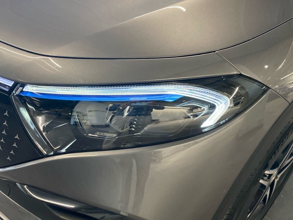 Mercedes-Benz EQB 250+ en Barcelona