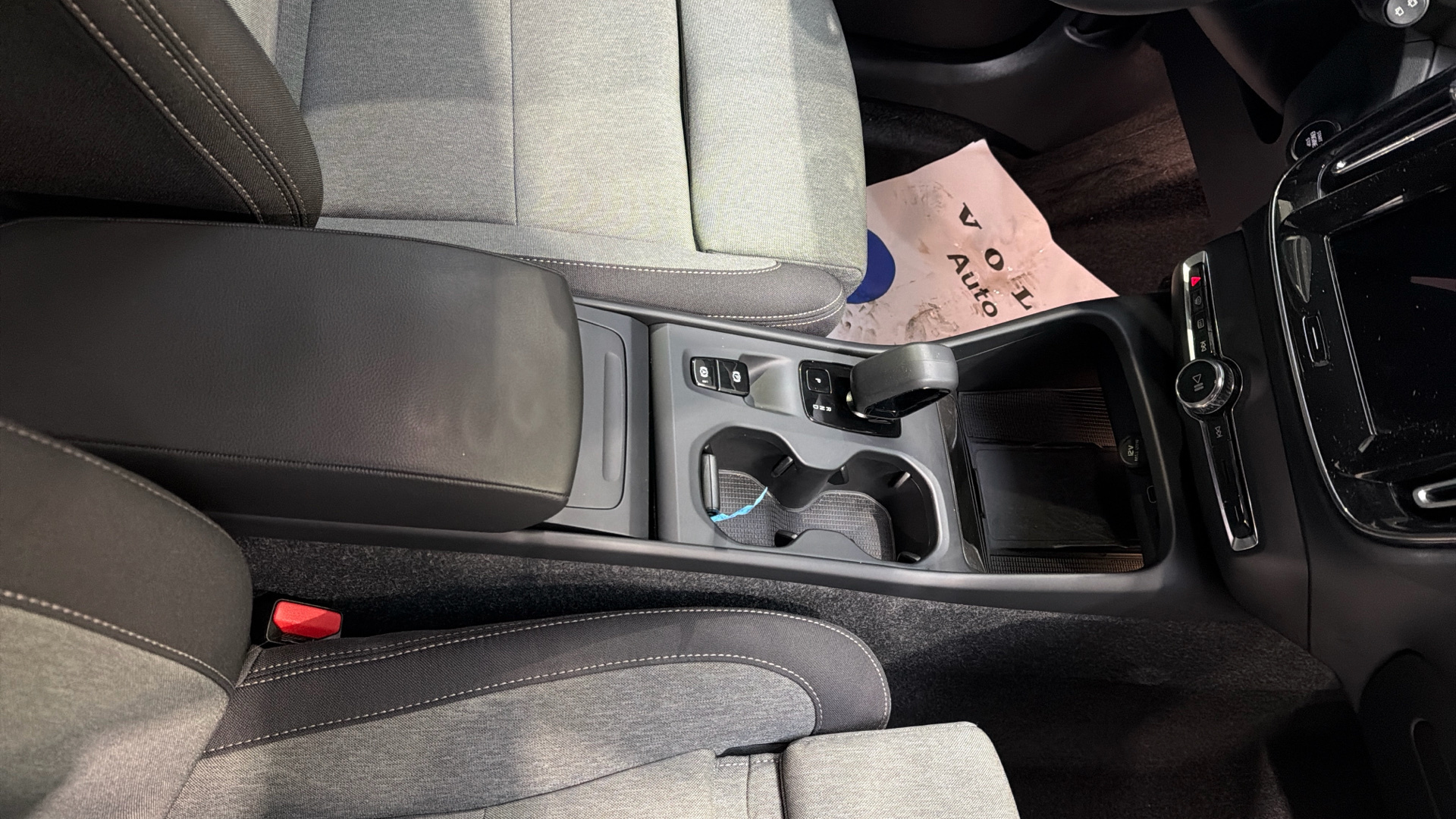 Volvo XC40 segunda mano 93276527 - 44