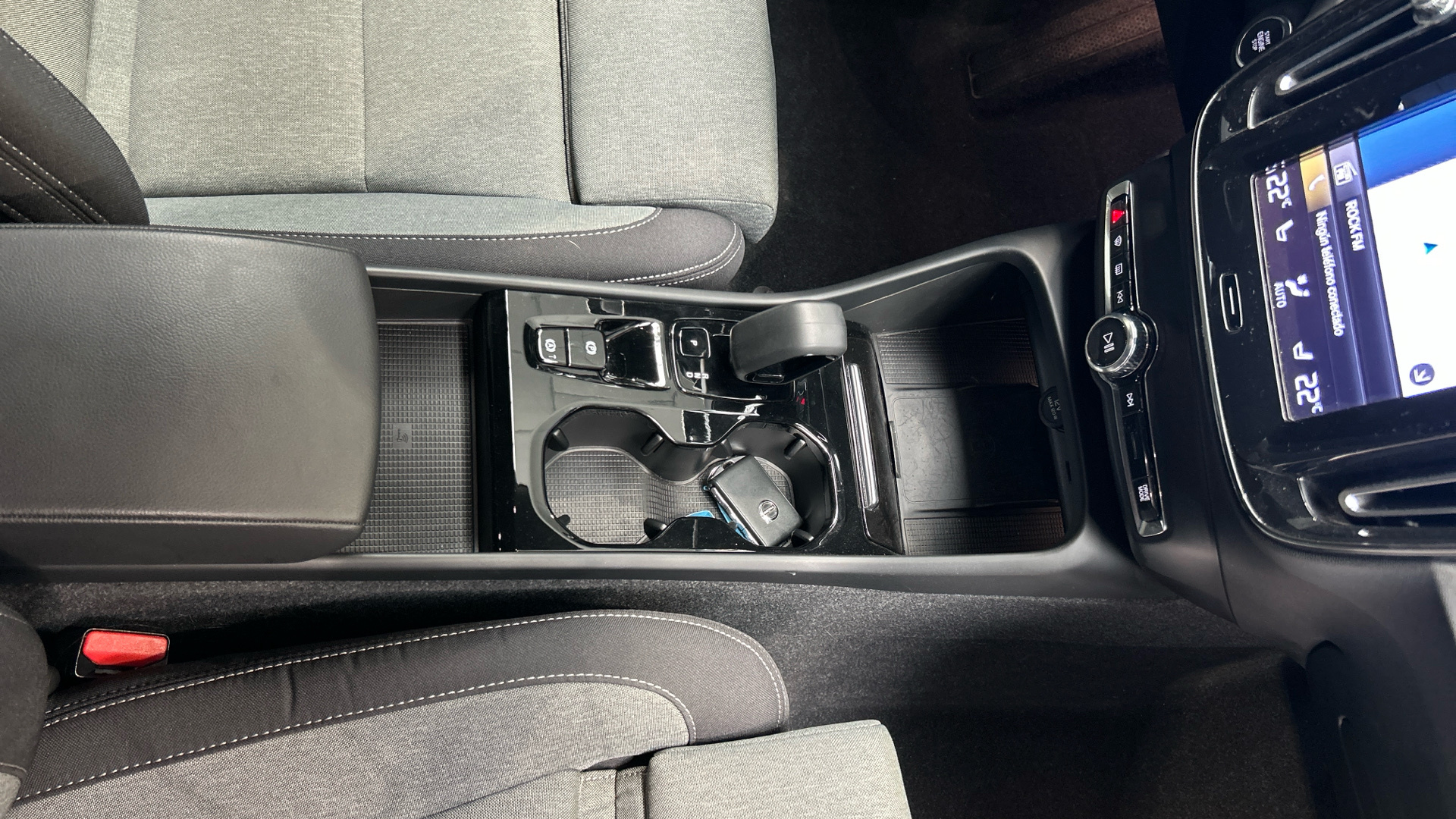 Volvo XC40 segunda mano 93276536 - 24