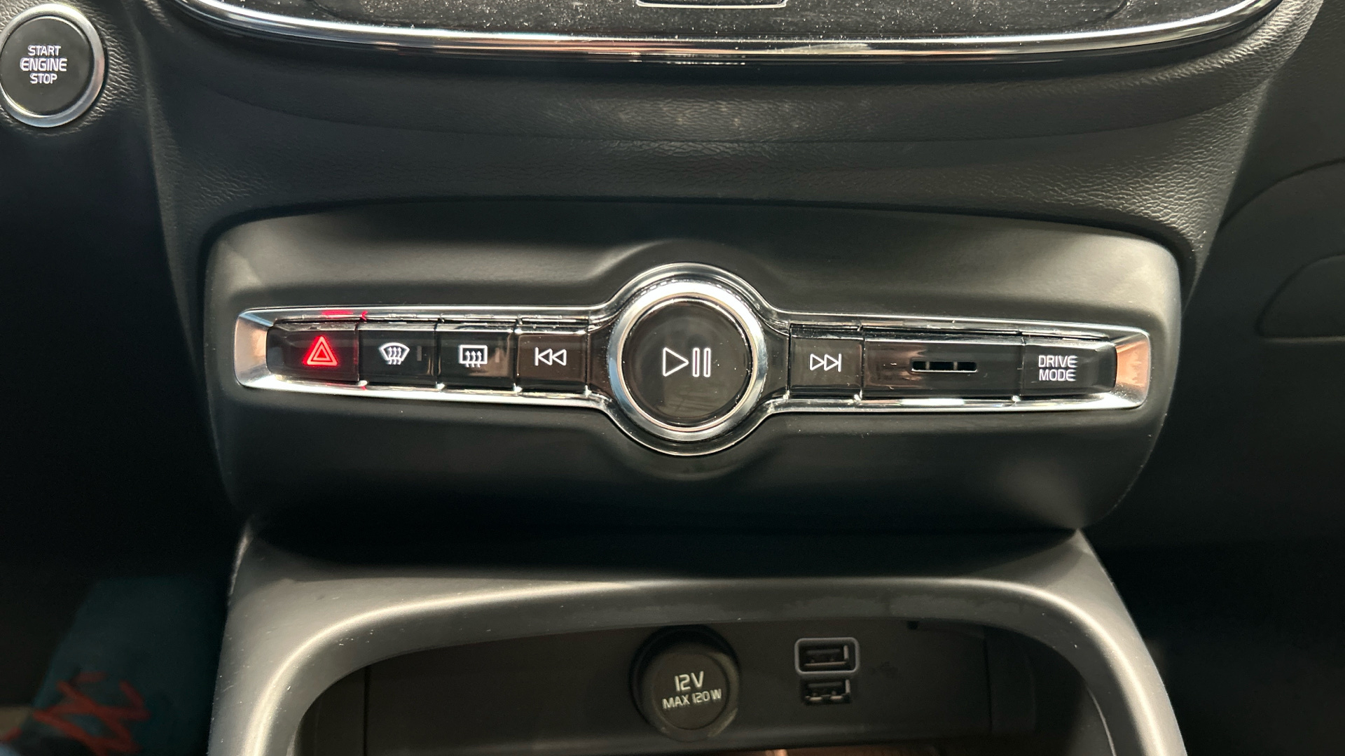 Volvo XC40 segunda mano 93276536 - 32