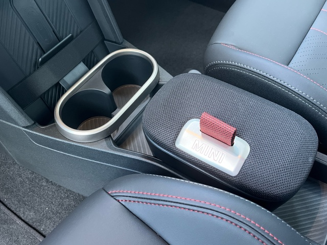 fotoG 27 del MINI MINI Cooper Cabrio S 150 kW (204 CV) 204cv Gasolina del 2025 en Cantabria