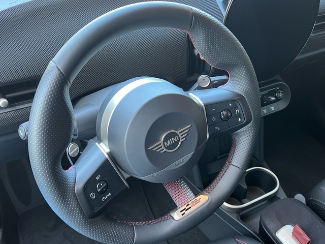 fotoG 30 del MINI MINI Cooper Cabrio S 150 kW (204 CV) 204cv Gasolina del 2025 en Cantabria