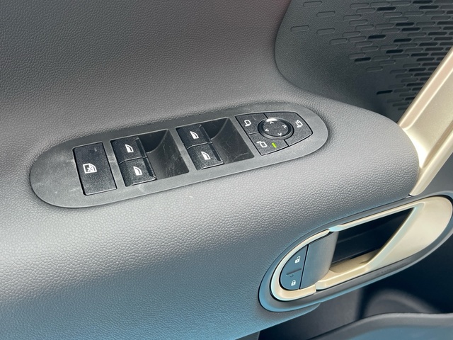 fotoG 23 del MINI MINI Aceman E 135 kW (184 CV) 184cv Eléctrico del 2025 en Cantabria