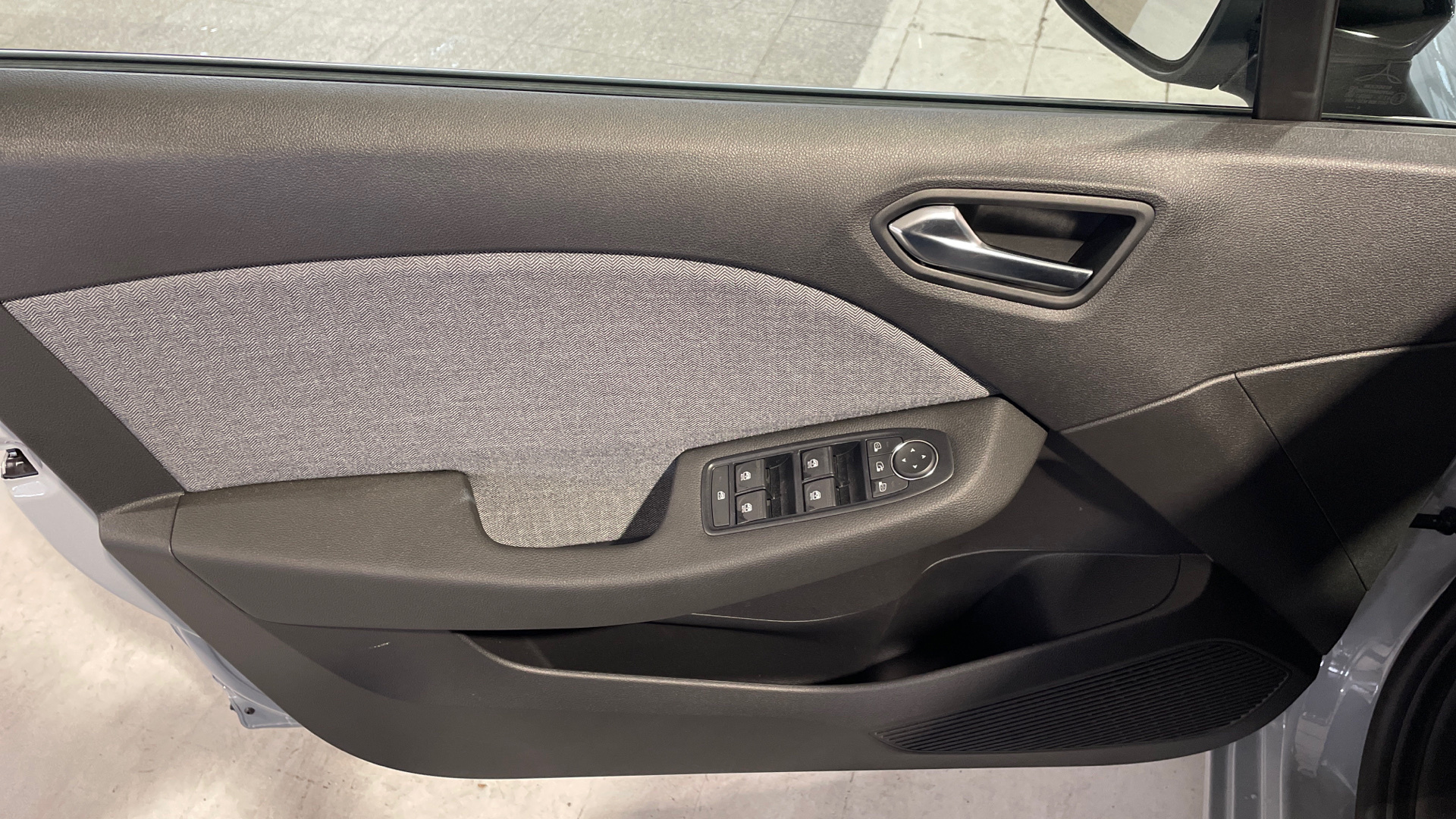 Renault Clio Eco-G 100 en Barcelona