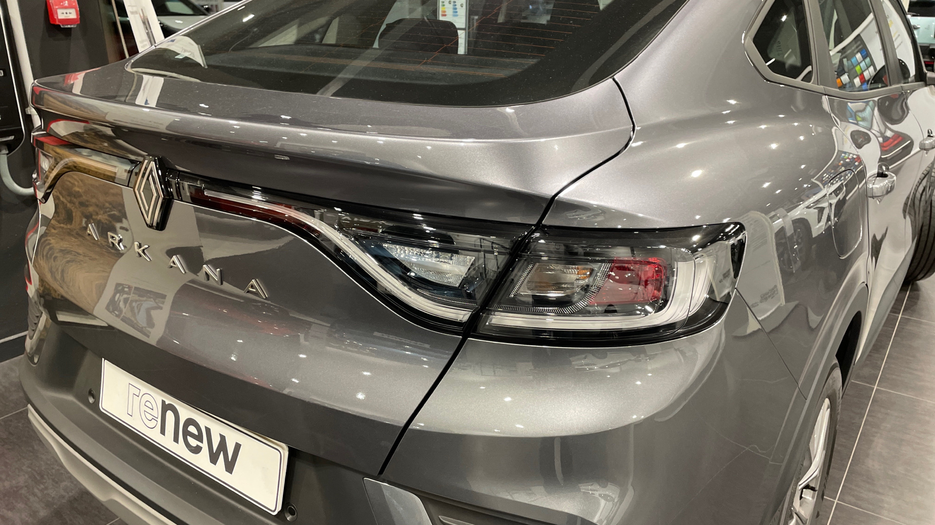 Renault Arkana TCe 140 mild hybrid en Barcelona