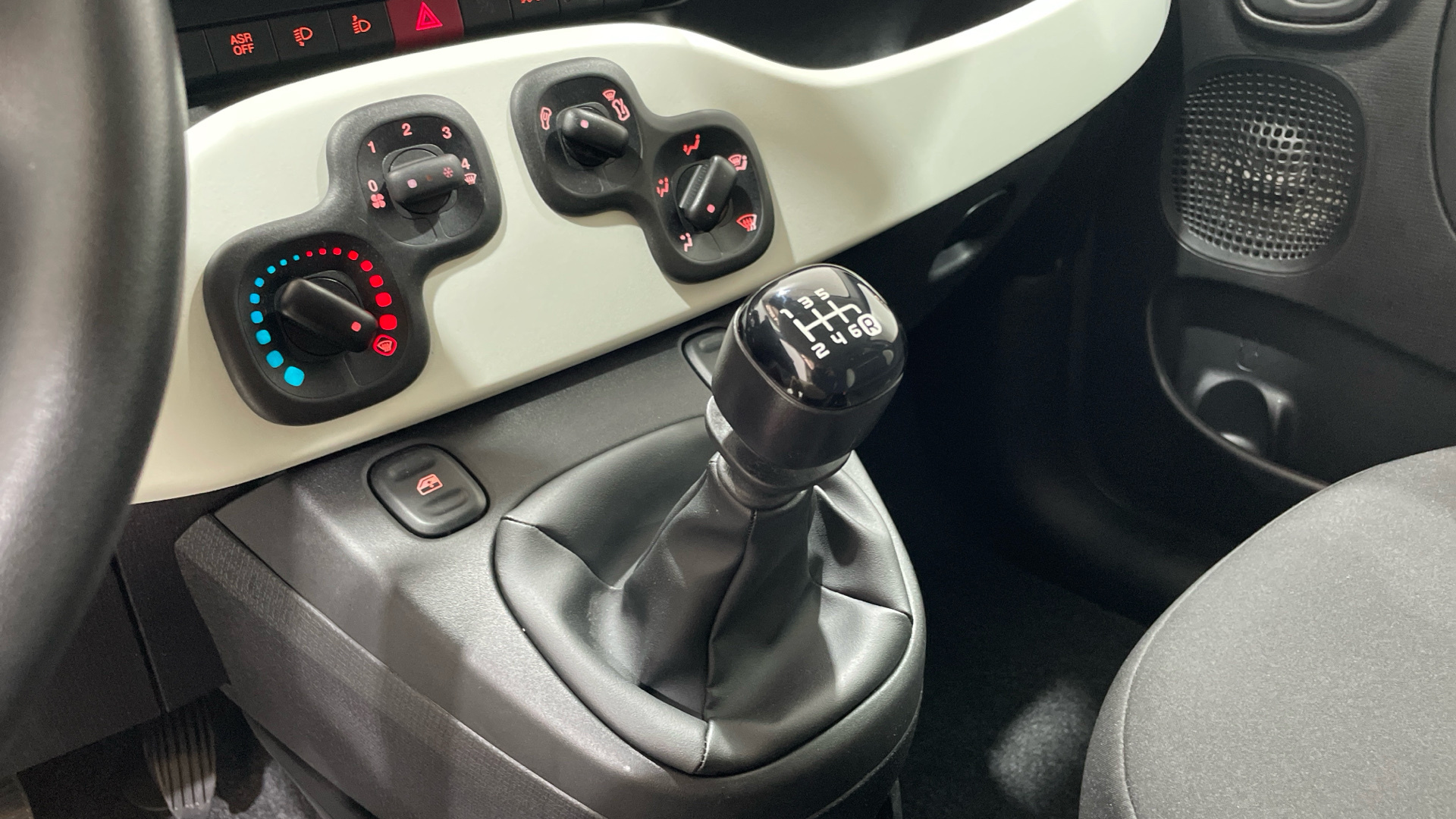 Fiat Panda 1.0 Hybrid en Barcelona